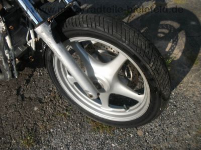 Suzuki_VX_800_VS51B_Crash_-_wie_VS_VZ_600_700_750_800_Intruder_Marauder_VP_VR_51_A_B_VS_52_50.jpg