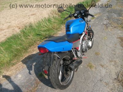 Honda_CB-1_NC27_blau_CB_400_F_CB_1_-_wie_CBR_400_RR_NC23_NC29_CB_400_SF_CBR_600_F_PC19_PC23_60.jpg