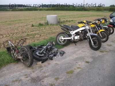 Yamaha_TDR_125_Belgarda_3SH_SuperMoto_Speiche_-_wie_3XE_3XD_4GW_4GX_5AN_RD_DT_125_R_1.jpg