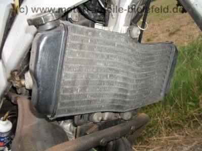 Yamaha_TDR_125_R_4GW_SuperMoto_Stunt_-_wie_3SH_3XE_3XD_4GW_4GX_5AN_RD_DT_125_R_92.jpg