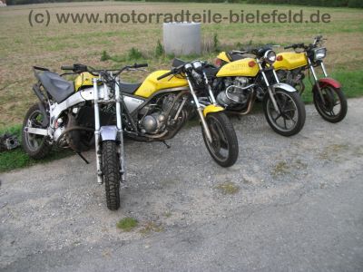 Yamaha_XS_400_DOHC_Typ_12E_Twin_Stunt_Tank_ok_-_Basis_fr_Bobber_wie_XS_250_360_400_OHC_5.jpg