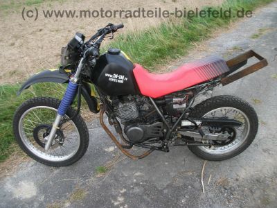 Yamaha_XT_350_Typ_3YT_Stunt_-_wie_55V_XT_TT_250_350_500_550_600_2KF_43F_19.jpg