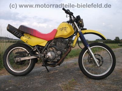 Yamaha_XT_350_Typ_3YT_Stunt_-_wie_55V_XT_TT_250_350_500_550_600_2KF_43F_60.jpg