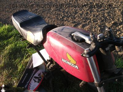 Honda_CB_250_RS_rot_MC02_zerlegt_Motor_demontiert_Neuteile_-_wie_XL_CL_250_R_S_MD03_MD04_MD06_Deluxe_82.jpg
