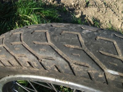 Suzuki_LS_650_Savage_gelb_geflammt_Motor_demontiert_Sissybar_-_Basis_Bobber_24.jpg