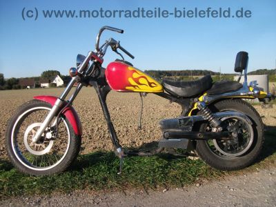 Suzuki_LS_650_Savage_gelb_geflammt_Motor_demontiert_Sissybar_-_Basis_Bobber_7.jpg