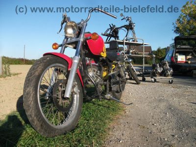 Suzuki_LS_650_Savage_gelb_geflammt_Motor_demontiert_Sissybar_-_Basis_Bobber_9.jpg