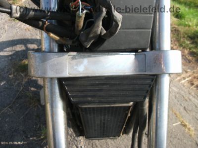 Honda_VT_500_C_Custom_Shadow_PC08_schwarz_Fehlteile_Chopper_vorverlegte_Fischer_Fussrasten-Anlage_FS07_eingetragen_52.jpg