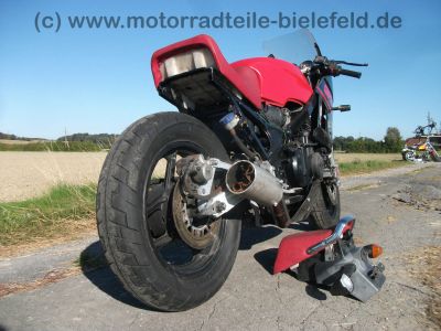 Kawasaki_GPZ_600_R_rot_ZX600A_Streetfighter_Wrack_-_wie_GPZ_GPX_ZX_500_600_750_900_R_A_B_C_23.jpg