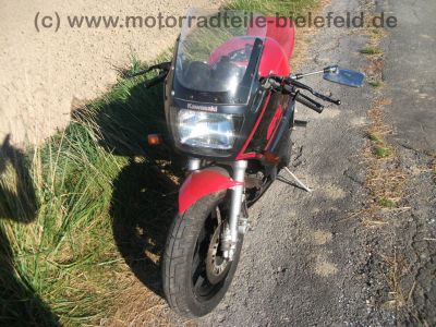 Kawasaki_GPZ_600_R_rot_ZX600A_Streetfighter_Wrack_-_wie_GPZ_GPX_ZX_500_600_750_900_R_A_B_C_62.jpg