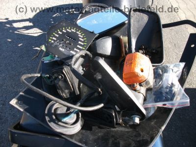 Kawasaki_GPX_600_R_schwarz-blau_ZX600C_Unfall_gepflegt_-_wie_GPZ_GPX_ZX_500_600_750_900_R_A_B_C_116.jpg
