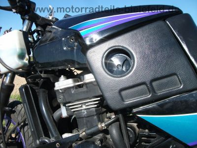 Kawasaki_GPX_600_R_schwarz-blau_ZX600C_Unfall_gepflegt_-_wie_GPZ_GPX_ZX_500_600_750_900_R_A_B_C_14.jpg