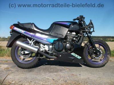 Kawasaki_GPX_600_R_schwarz-blau_ZX600C_Unfall_gepflegt_-_wie_GPZ_GPX_ZX_500_600_750_900_R_A_B_C_64.jpg