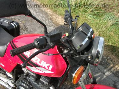 Suzuki_GSX_400_E_rot_GK53C_3x_Koffer_GIVI_Schuh_Auspuff_orig__4440,_Motor_K_504_-_wie_GSX_GS_250_400_450_X_E_L_77.jpg