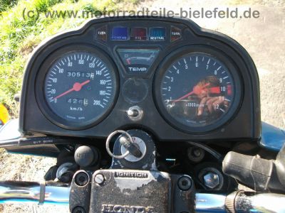 Honda_CX_500_blau_original_Ur-Guelle_Extras_Gepaecktraeger_-_wie_CX_500_650_C_E_PC01_PC06_70.jpg