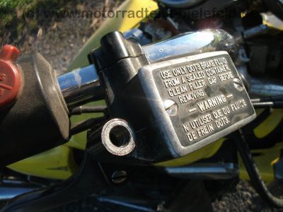 Honda_VF_750_C_Magna_RC09_gelb_Crash_-_wie_VF_500_700_750_1100_S_F_C_RC21_RC28_V35_V45_V65_Sabre_Interceptor_40.jpg