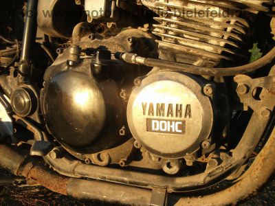 Yamaha_XJ_600_51J_Sturz_Extras_2__Lacksatz_rot_-_wie_3KM_3KN_4V8_XJ_400_550_750_900_20.jpg