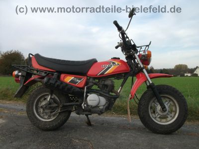 Honda_CY_50_orange-rot_original_Schluessel_Papiere_-_wie_CY_CB_XL_TL_SL_CL_Z_ST_50_80_90_100_125_DAX_Monkey_72.jpg