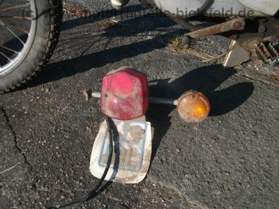 Suzuki_TS_50_ER_KT_XK_Enduro_Mokick_1_Hd__orig__Schluessel_und_Kaufbeleg_aus_1980_-_wie_RG_ZR_TS_GT_RM_50_70_80_90_100_125_ER_X_XK_13.jpg