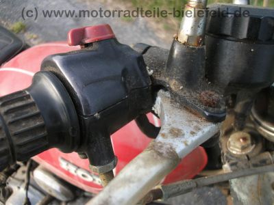 Honda_CB_250_K4_B4_rot_HESTRI_30PS_-_wie_CB_CL_SL_250_350_450_K_K0_K1_K2_K3_K4_104.jpg