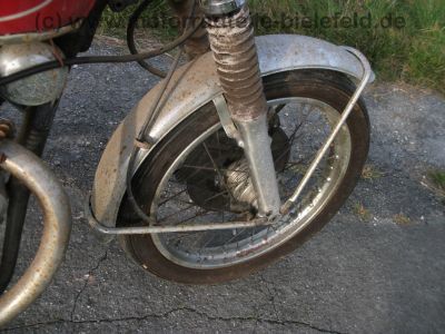 Honda_CB_250_K4_B4_rot_HESTRI_30PS_-_wie_CB_CL_SL_250_350_450_K_K0_K1_K2_K3_K4_71.jpg