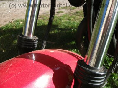 Kawasaki_GPZ_305_Kette_Typ_EX_305_A_rot_Auspuff_KHI_K_070_-_wie_GPz_Z_KZ_CSR_250_305_A_B_C_LTD_BD_Belt_Drive_38b.jpg