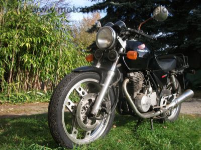 Honda_XBR_500_PC15_schwarz_original_Sozius-Abdeckung_Gepaecktraeger_-_wie_XBR_500_S_GB_500_Clubman_PC16_RFVC_Einzylinder_21.jpg