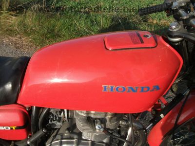 Honda_CJ_250_T_rot_Gepaecktraeger_Lenkungsdaempfer_Verkleidung_M-Lenker_13kW_o__20kW_-_wie_CB_CJ_250_350_360_T_G_59.jpg