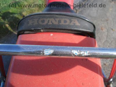 Honda_CJ_250_T_rot_Gepaecktraeger_Lenkungsdaempfer_Verkleidung_M-Lenker_13kW_o__20kW_-_wie_CB_CJ_250_350_360_T_G_73.jpg