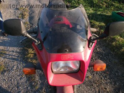 Kawasaki_GPZ_750_UT_rot_KZ_750_A1_A2_ZX_750_A_-_wie_Z_KZ_GPz_LTD_400_550_750_1100_UT_E_A_B_94.jpg