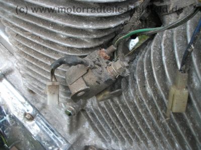 Suzuki_VS_700_Intruder_VP51A_Motor_P502_mit_Anlasser_Lichtmaschine_Wasserpumpe_engine_starter_generator_-_wie_VS_600_750_800_GLF_5.jpg