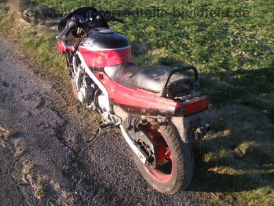 Honda_CBR_600_F_rot-schwarz_25kW_PC23_Sturz_-_wie_PC19_CBR_1000_F_SC21_SC24_20.jpg