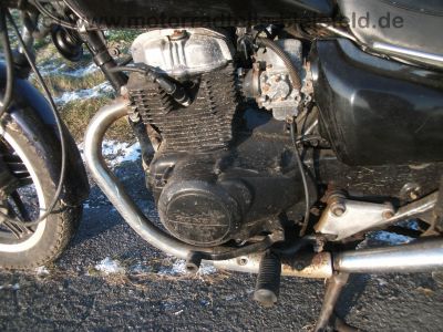 Honda_CM_400_T_NC01_schwarz_Chopper_Ratte_-_wie_CB_CM_125_185_200_250_400_450_T_N_C_Bobber_Basis_12.jpg