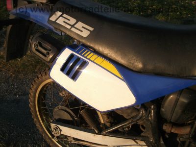 Suzuki_DR_125_S_original_schwarz_SF43B_-_wie_SF44A_NF41A_GN_DR_125_250_400_500_S_SE_SP_370_VanVan_56.jpg