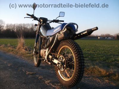 Suzuki_DR_250_S_original_schwarz_SJ42A_-_wie_GN_DR_125_250_400_500_S_SE_SP_370_22.jpg