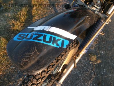 Suzuki_DR_250_S_original_schwarz_SJ42A_-_wie_GN_DR_125_250_400_500_S_SE_SP_370_40.jpg