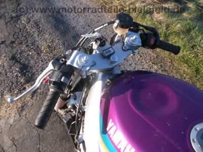 Yamaha_FZR_600_R_4JH_lila-weiss_Sturz_-_wie_YZF_600_R_Thundercat_4VT_4WD_3HE_TDM_850_16.jpg