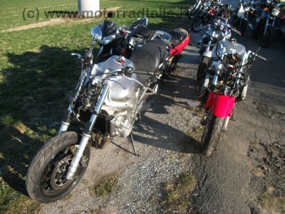 Yamaha_FZR_600_R_4JH_lila-weiss_Sturz_-_wie_YZF_600_R_Thundercat_4VT_4WD_3HE_TDM_850_3.jpg