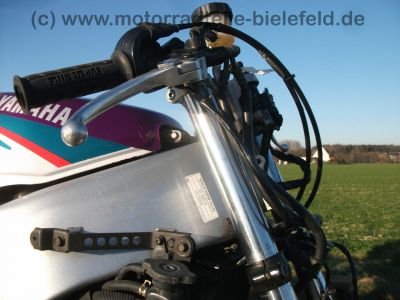 Yamaha_FZR_600_R_4JH_lila-weiss_Sturz_-_wie_YZF_600_R_Thundercat_4VT_4WD_3HE_TDM_850_70.jpg