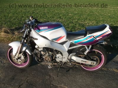 Yamaha_FZR_600_R_4JH_lila-weiss_Sturz_-_wie_YZF_600_R_Thundercat_4VT_4WD_3HE_TDM_850_8.jpg