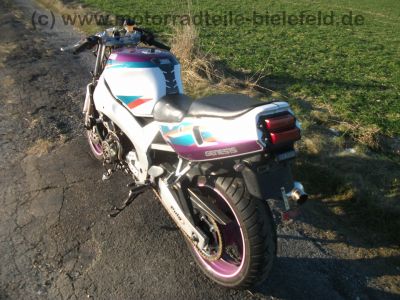 Yamaha_FZR_600_R_4JH_lila-weiss_Sturz_-_wie_YZF_600_R_Thundercat_4VT_4WD_3HE_TDM_850_9.jpg