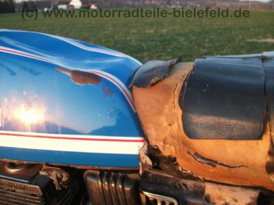 Suzuki_GT_185_blau_2-Takt_Wrack_Auspuff_Motor_original_-_wie_GP_GT_125_200_X5_250_X7_40.jpg