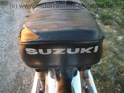 Suzuki_GT_185_blau_2-Takt_Wrack_Auspuff_Motor_original_-_wie_GP_GT_125_200_X5_250_X7_45.jpg