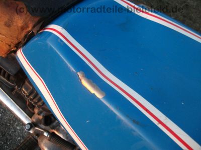 Suzuki_GT_185_blau_2-Takt_Wrack_Auspuff_Motor_original_-_wie_GP_GT_125_200_X5_250_X7_85.jpg