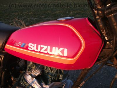 Suzuki_GT_185_original_rot_2-Takt_-_wie_GP_GT_125_200_X5_250_X7_71.jpg