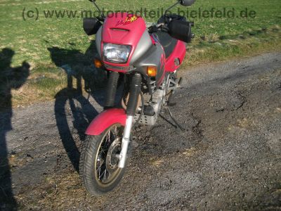 Honda_NX_650_Dominator_RD08_rot_1_Hd__Super-Moto_SuMo_17x2_50_u__17x2_75_-_wie_XL_XR_NX_SLR_FMX_500_600_650_RD_02_06_09_16.jpg