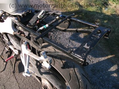 Honda_VFR_800_FI_RC46_silber_crash_-_wie_VFR_750_F_RC24_RC36_1200_F_VTR_1000_F_Firestorm_SC36_RC60_X_Crossrunner_23.jpg