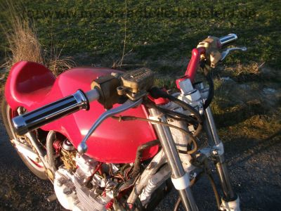 Yamaha_XJ_600_3KM_Cafe-Racer_rot_Tank_Sitz_Monocoque_-_wie_XJ_400_500_550_650_700_750_Maxim_Radian_SECA_51J_3KN_4V8_4K0_11M_41Y_42.jpg