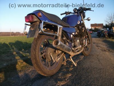 Yamaha_XJ_650_4K0_blau_Kardan-Tourer_Schuh_Koffer-Traeger_-_wie_XJ_400_500_550_600_700_750_Maxim_Radian_SECA_51J_3KN_4V8_3KM_11M_41Y_44.jpg