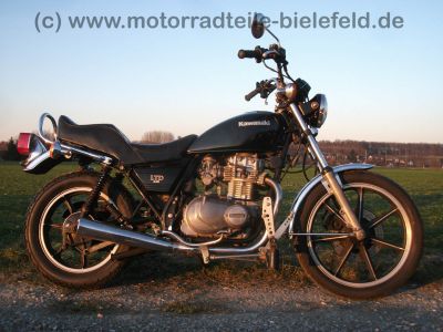 Kawasaki_KZ_440_A_LTD_Chopper_schwarz_Twin_vorverlegte_Fussrastenanlage_-_wie_KZ_Z_LTD_250_400_440_A_B_C_H_LTD_48.jpg